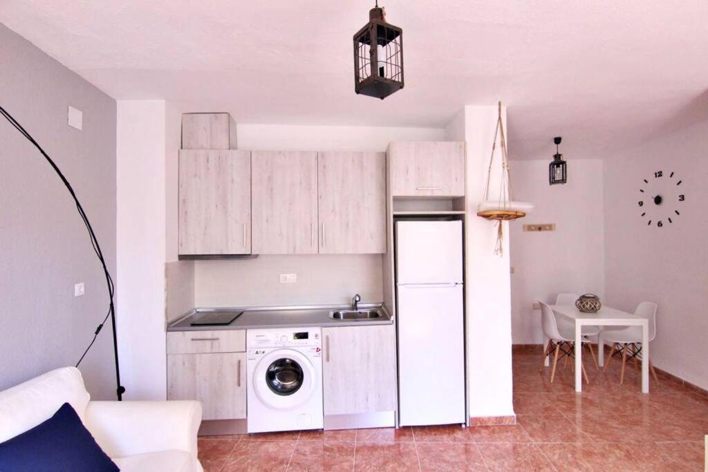 Appartamento Precioso Piso Soleado, Con Vistas A Monumento. Wfi Almuñécar Esterno foto